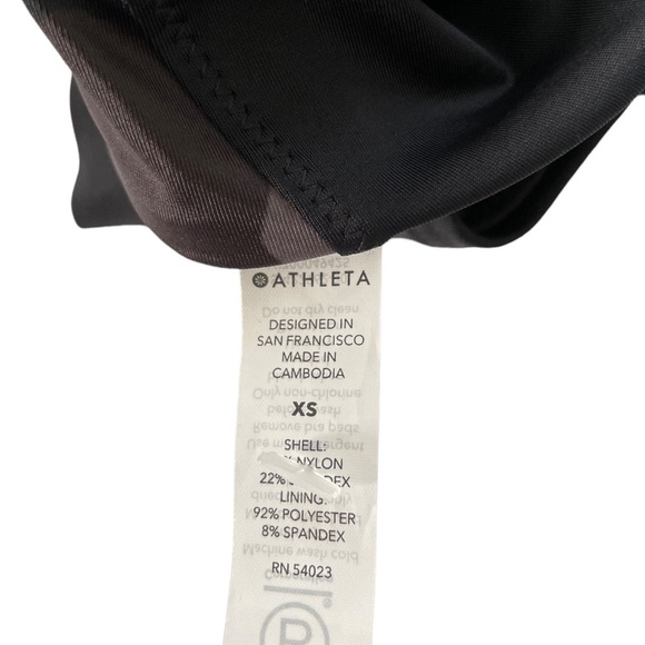 NWOT Athleta Freestyle Camo Triangle Bikini Swimsuit Top Swim Neutral - Picture 4 of 7